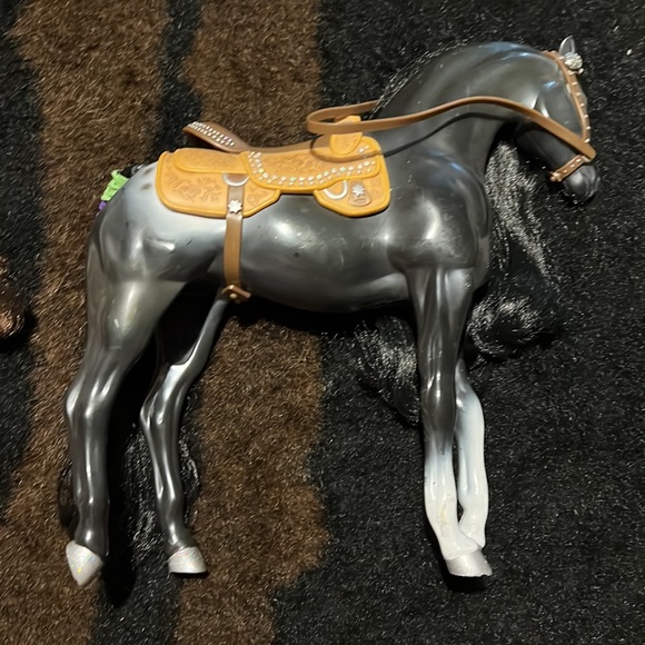 Bratz doll and horse set - Picture 4 of 5